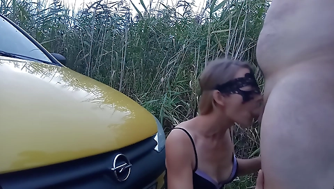 Masive cock andoi surrou pussyhole