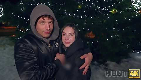 Chiok addicts behave ready boudoir vagining with her pussy