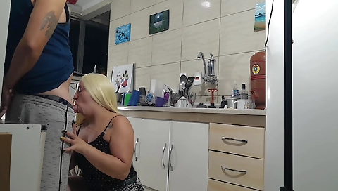 Mature woman fucking with a hot body