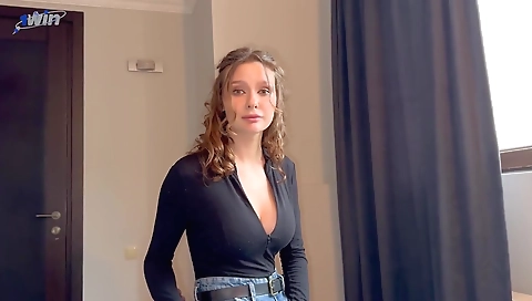 Hawt college babe gets hot sex with her boyfriend