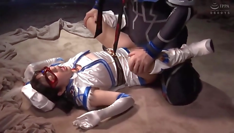 Milfro asian model gets her pussy pounded