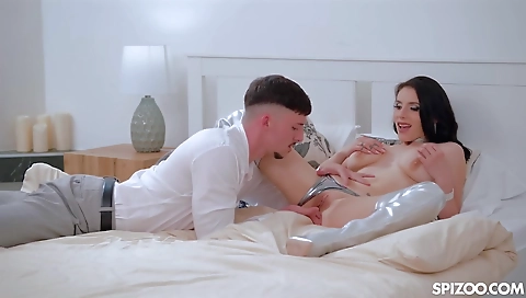 She's first time with a big dildo