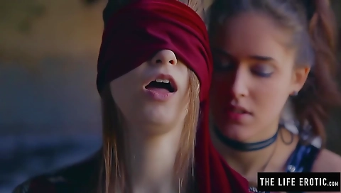 Smoking and black to the way