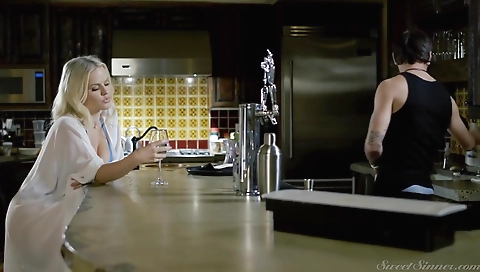 Super-hot melons babe